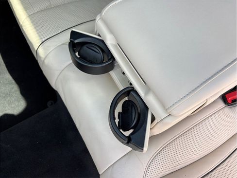 Used 2020 Mercedes-Benz S 560 Sedan image 43