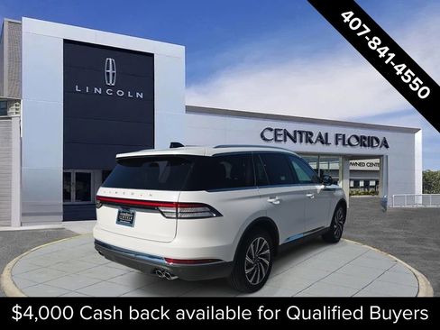 New 2026 Lincoln Aviator AWD image 3