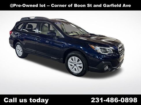 Used 2018 Subaru Outback 2.5i Premium AWD/4WD image 7