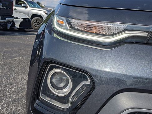 Used 2020 Kia Soul EX image 13