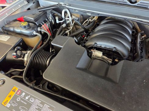 Used 2019 Chevrolet Tahoe LT w/ Luxury Package image 78