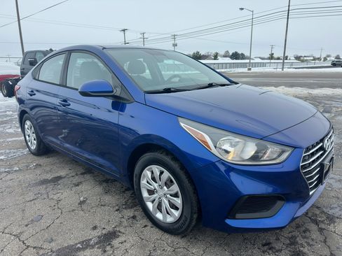 Used 2019 Hyundai Accent SE image 11