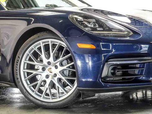 Used 2018 Porsche Panamera 4S AWD/4WD image 4