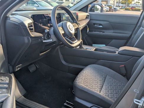 New 2026 Nissan Kicks SV w/ SV Premium Package FWD image 11