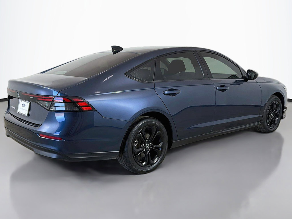 Used 2025 Honda Accord SE image 12
