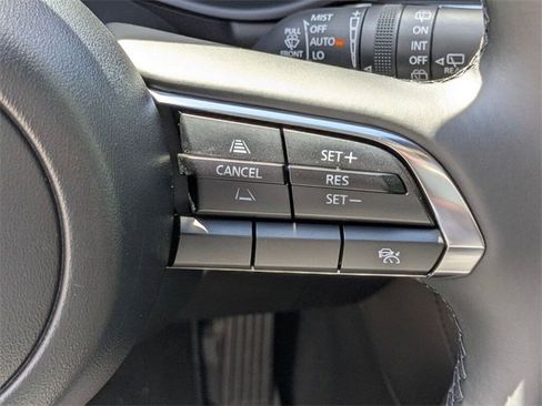 Used 2024 MAZDA MAZDA3 s image 21