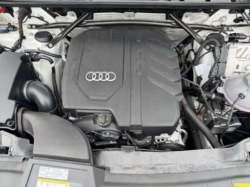 Used 2023 Audi Q5 2.0T Premium w/ Convenience Package AWD/4WD image 25