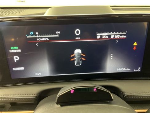 Used 2023 Nissan Ariya FWD image 24