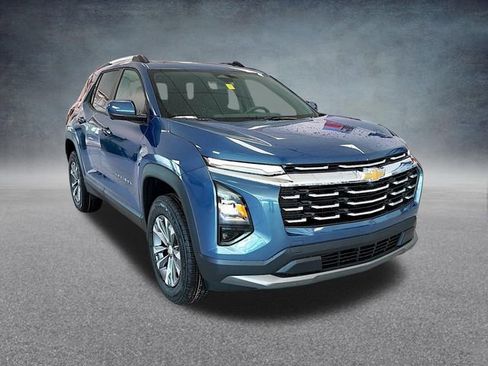 New 2026 Chevrolet Equinox LT w/ Safety and Technology Package image 4