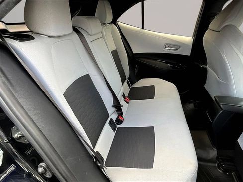 Used 2019 Toyota Corolla SE w/ SE Option Package FWD image 26