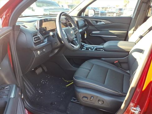 New 2026 Chevrolet Traverse High Country image 9