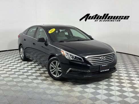 Used 2015 Hyundai Sonata SE FWD image 1