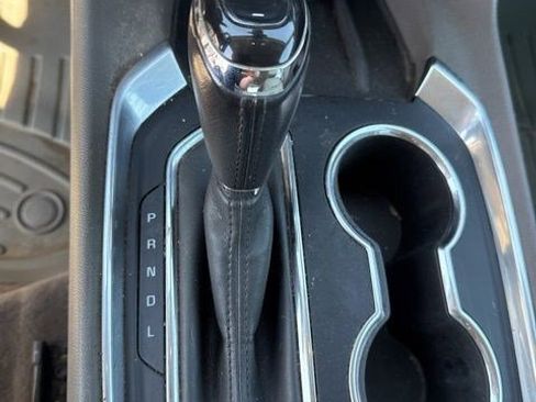 Used 2019 Chevrolet Traverse Premier image 9