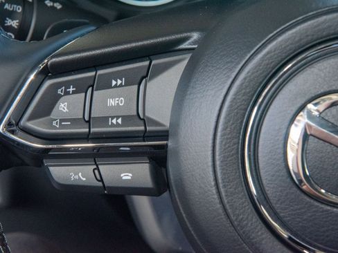 Used 2025 MAZDA CX-5 Signature image 23