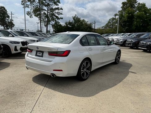 Certified 2023 BMW 330i Sedan w/ Premium Package RWD image 7