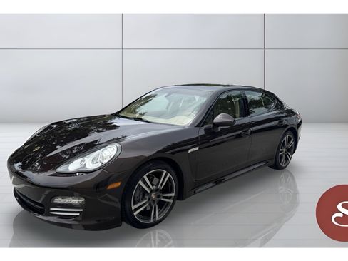 Used 2012 Porsche Panamera 4 w/ Premium Pkg Plus AWD/4WD image 1
