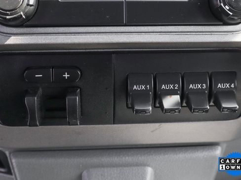 Used 2016 Ford F550 4x4 Crew Cab Super Duty image 28