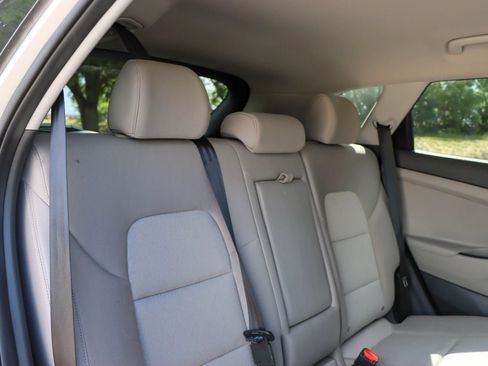 Used 2016 Hyundai Tucson Sport FWD image 18