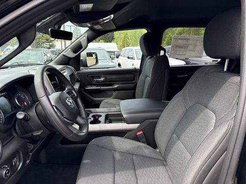 New 2026 RAM 1500 Express AWD/4WD image 14