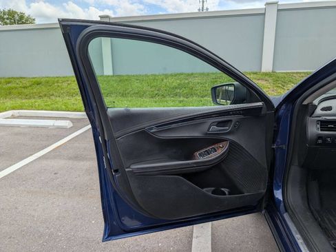 Used 2014 Chevrolet Impala LTZ image 11