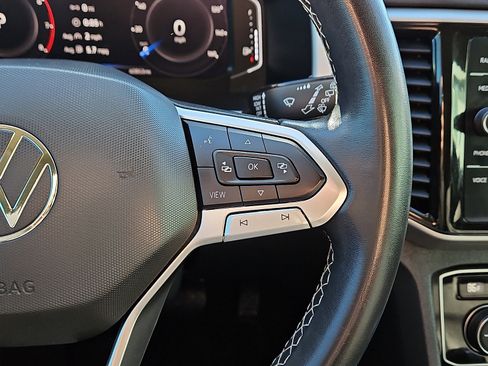 Certified 2023 Volkswagen Atlas SE image 18