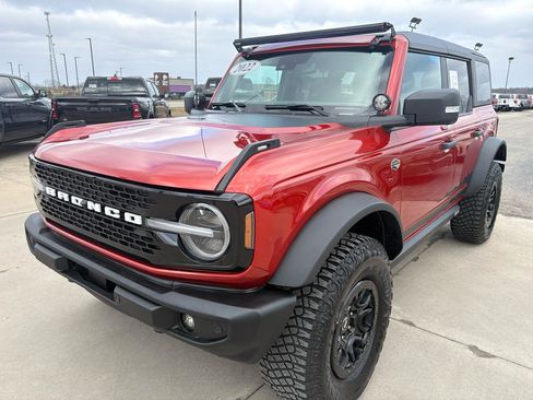 Used 2022 Ford Bronco Wildtrak image 7