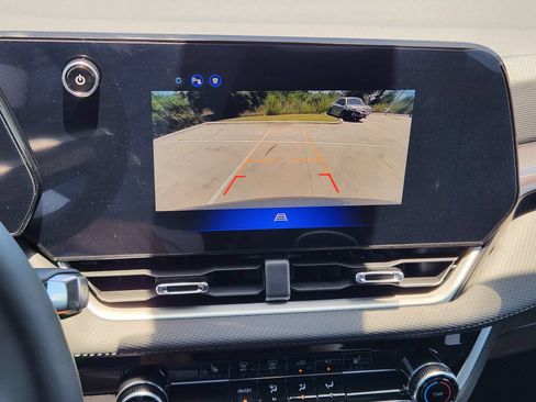 New 2027 Chevrolet Equinox LT FWD image 16