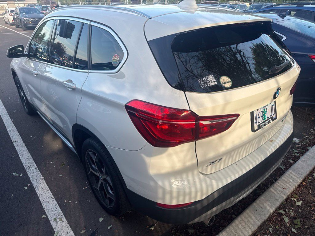Used 2018 BMW X1 xDrive28i w/ Convenience Package AWD/4WD image 2