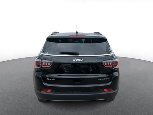 Used 2023 Jeep Compass Limited w/ Sun and Sound Group AWD/4WD image 7