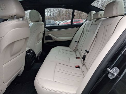 Certified 2023 BMW 540i xDrive w/ Executive Package image 10