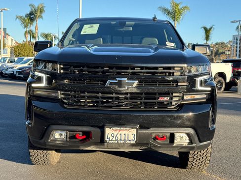 Used 2022 Chevrolet Silverado 1500 LT Trail Boss w/ Convenience Package II image 5