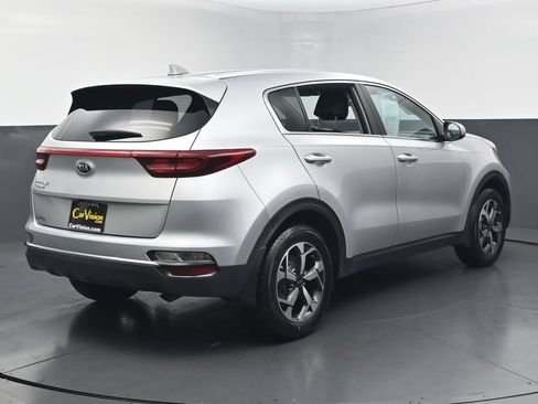 Used 2022 Kia Sportage LX FWD image 5
