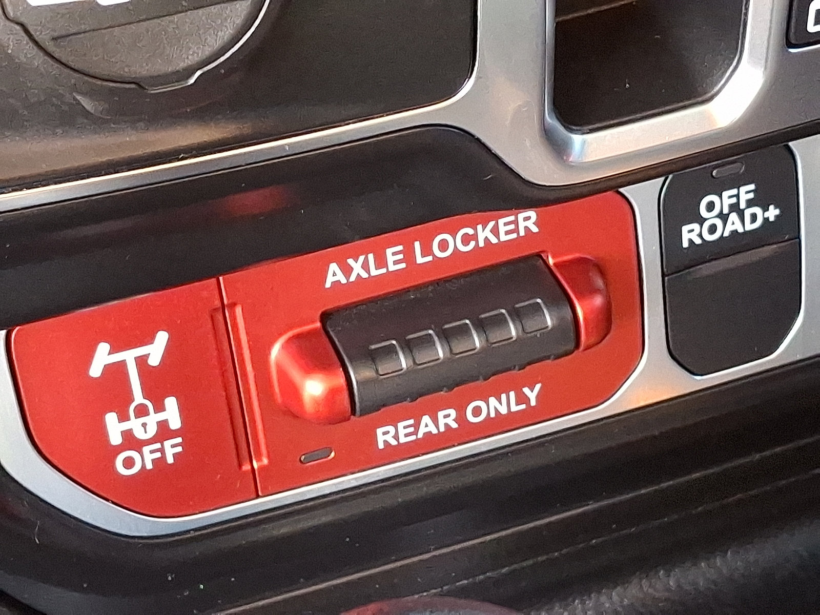 Used 2022 Jeep Gladiator Mojave w/ Dual Top Group AWD/4WD image 24