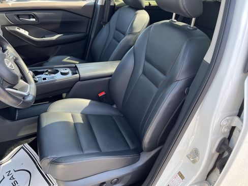 Used 2023 Nissan Rogue SL w/ SL Premium Package AWD/4WD image 16