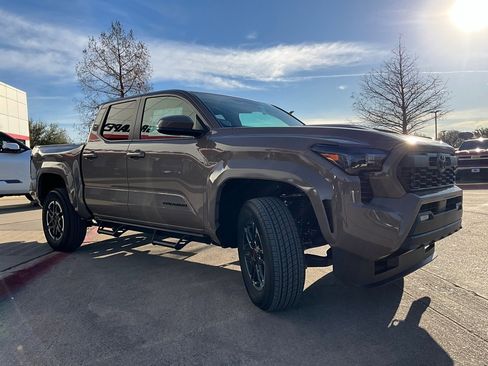 New 2026 Toyota Tacoma TRD Sport image 5