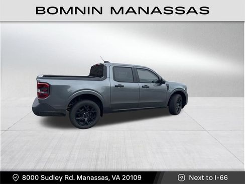 Used 2025 Ford Maverick XLT w/ Equipment Group 301A AWD/4WD image 2