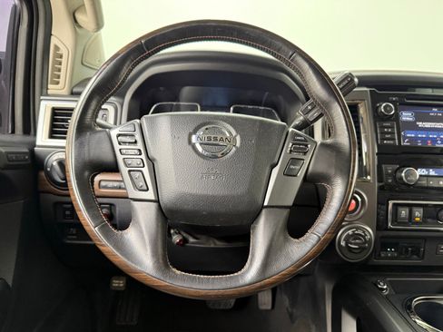 Used 2019 Nissan Titan Platinum Reserve w/ Platinum Utility Package AWD/4WD image 27