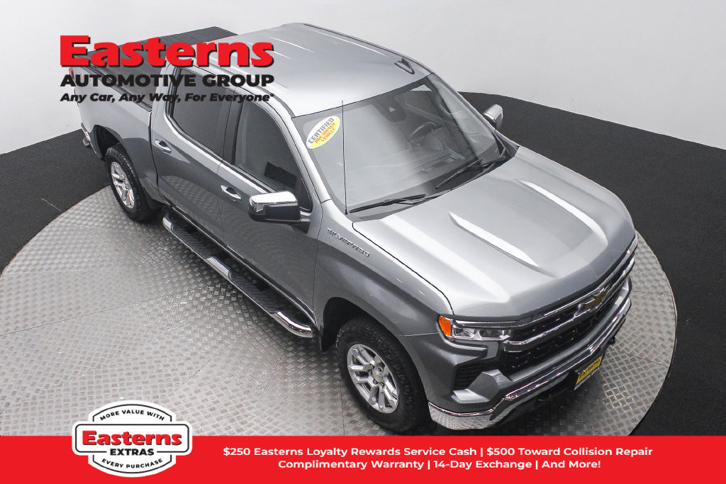 Used 2024 Chevrolet Silverado 1500 LT AWD/4WD image 4