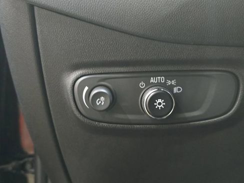 Used 2023 Chevrolet Equinox RS image 27