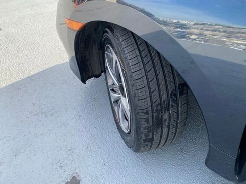 Used 2019 Honda Civic LX image 19