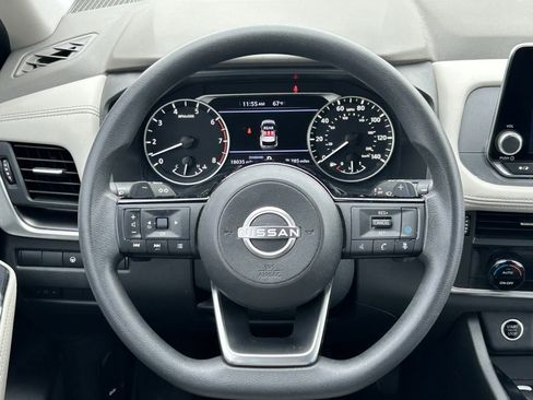 Certified 2023 Nissan Rogue SV image 12