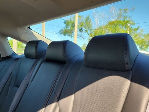 Certified 2024 Honda Accord EX-L image 15