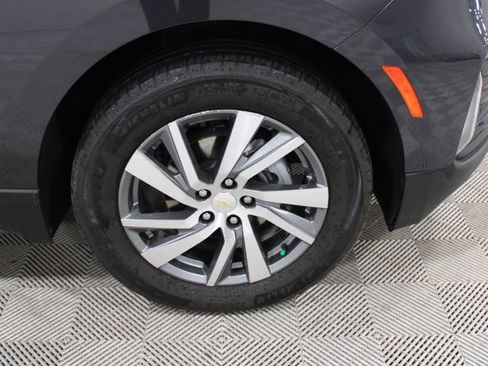 Used 2022 Chevrolet Equinox LT image 41