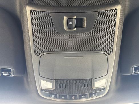 Used 2018 Ford F150 XLT w/ Equipment Group 302A Luxury image 22