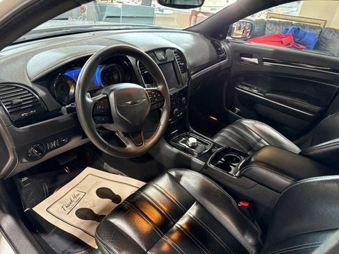 Used 2023 Chrysler 300 S image 20