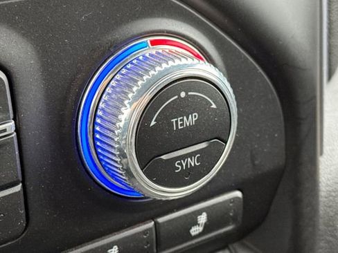 Used 2021 GMC Sierra 1500 Elevation image 30