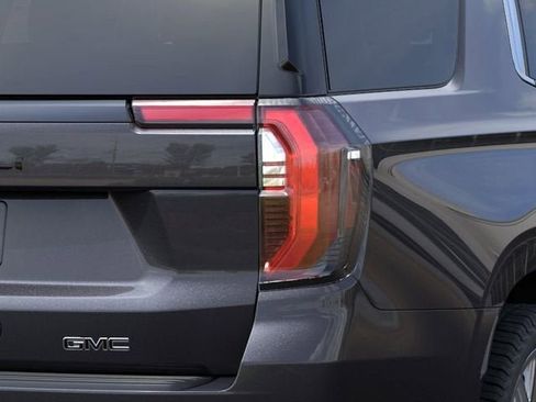 New 2026 GMC Yukon Denali Ultimate AWD/4WD image 11