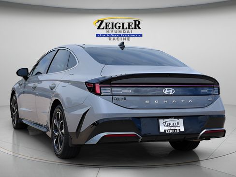 Certified 2024 Hyundai Sonata SEL AWD/4WD image 5