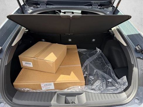 New 2026 Toyota Prius SE image 8