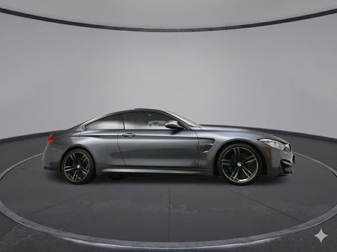 Used 2016 BMW M4 Coupe image 36